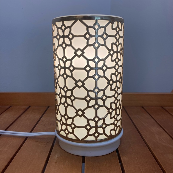 Other - White and Silver Table Lamp